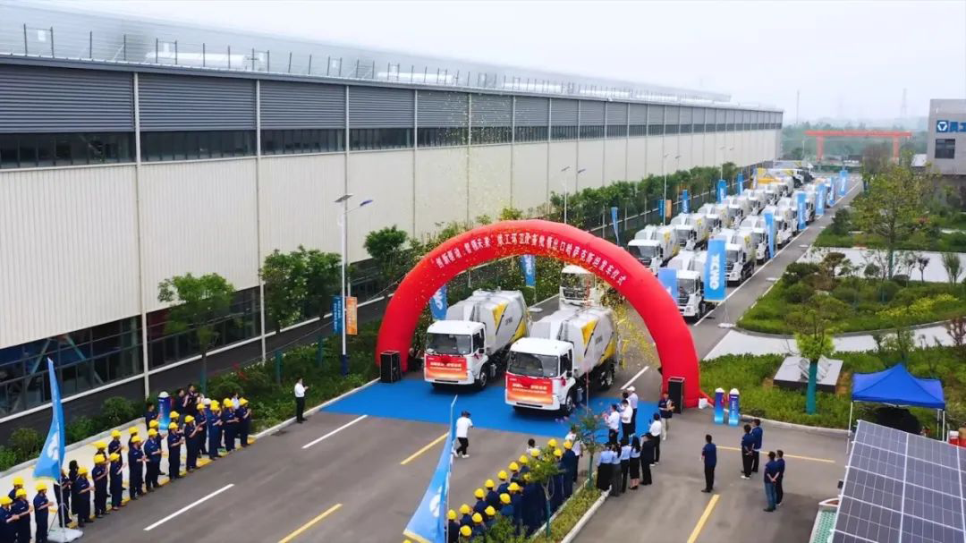 批量出口中亚，，，，，，，，这次是壹定发环卫机械！