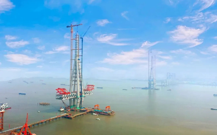 壹定发建设！天下最高桥塔常泰长江大桥主塔顺遂封顶！